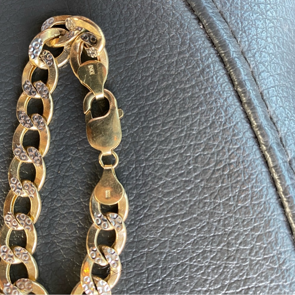 Necklace - Picture 5 of 6